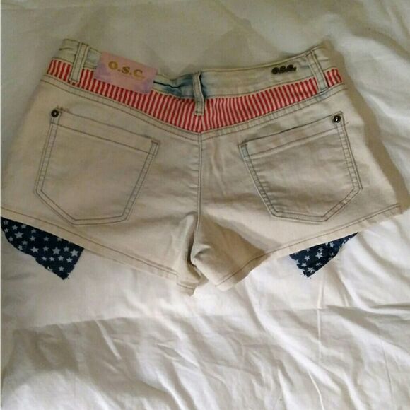 ⬇️⬇️⬇️Patriotic Jean Shorts with Peeking Pockets - Picture 4 of 4